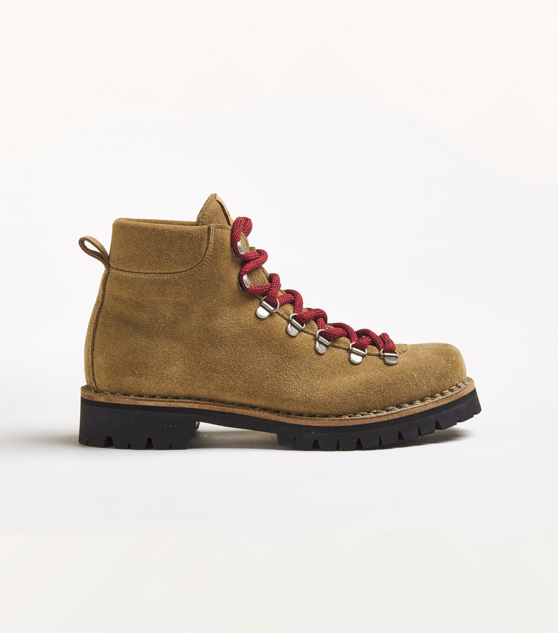 Boè T230 in suede sabbia - PreOrder