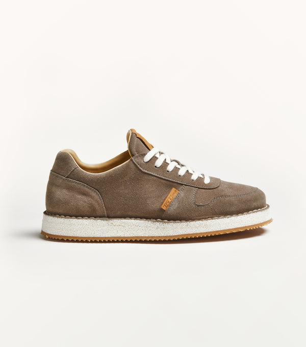 Sneaker tennis T130 in suede grigio