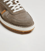 Sneaker tennis T130 in suede grigio