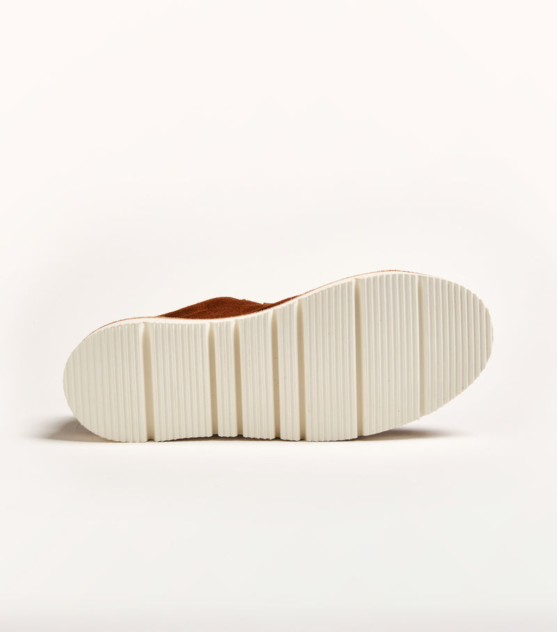 Sneaker bassa T100 in suede sigaro - PreOrder